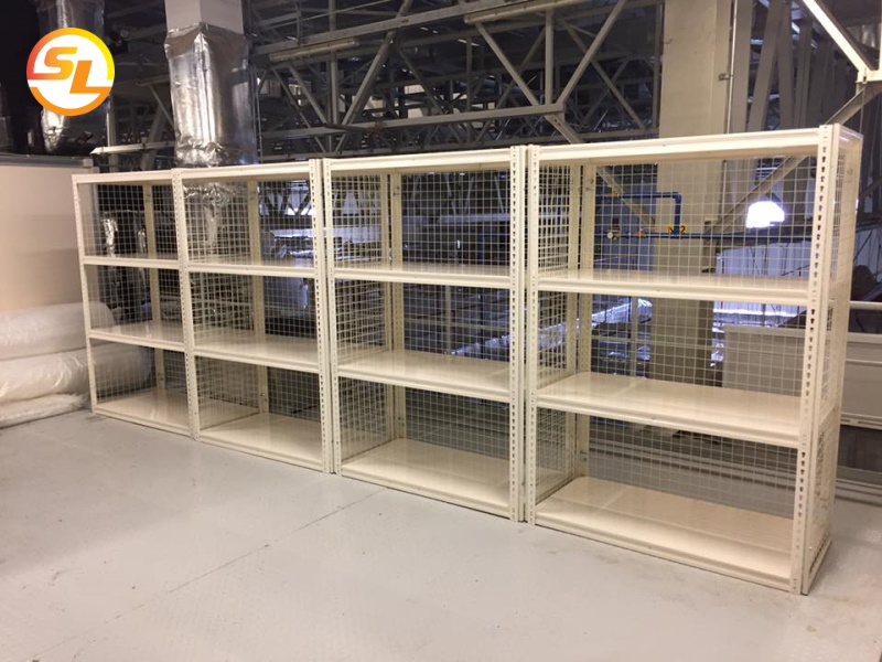 Boltless Rack with Netting